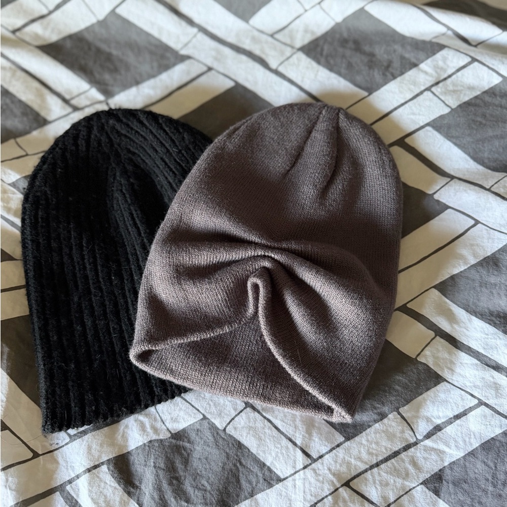 Tory Burch Black and Taupe Knit Beanie Duo. One TB one no brand - Picture 4 of 4